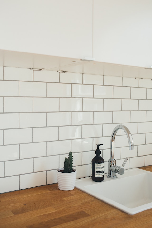 4 Unique Tile Fixtures You Should Implement in Your Home 1